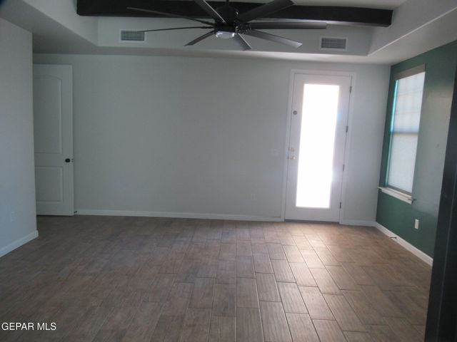 5799 JUNIPER CREEK Drive, El Paso, TX 79932