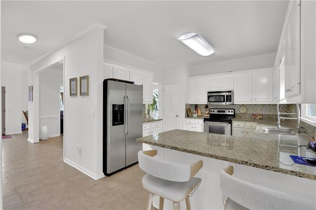 320 Riverbirch Lane, Lawrenceville, GA 30044