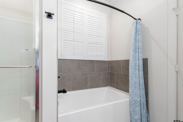 107 Rose Row Ln, Winona, TX 75792
