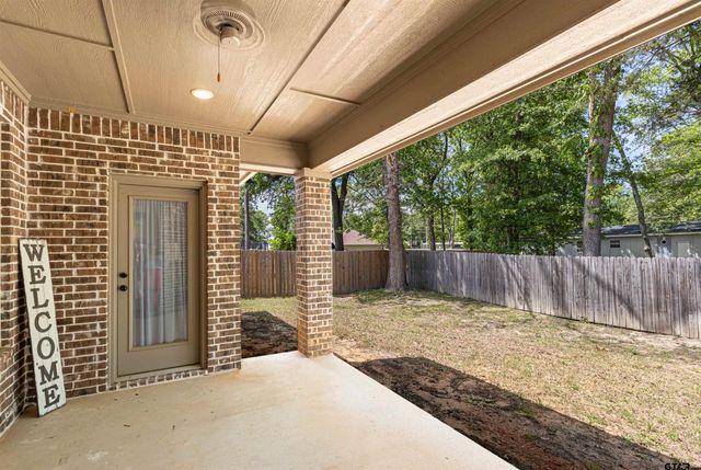 107 Rose Row Ln, Winona, TX 75792