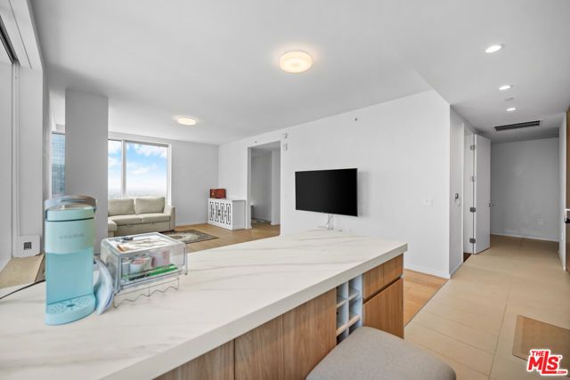 889 Francisco Street 3603, Los Angeles, CA 90017