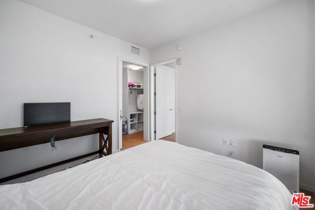 889 Francisco Street 3603, Los Angeles, CA 90017