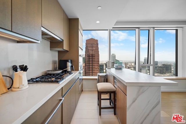 889 Francisco Street 3603, Los Angeles, CA 90017