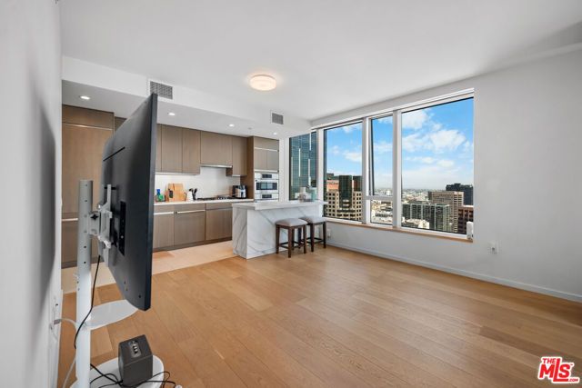 889 Francisco Street 3603, Los Angeles, CA 90017