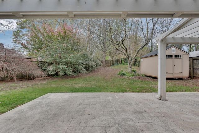 1027 Ashbury Drive, Decatur, GA 30030