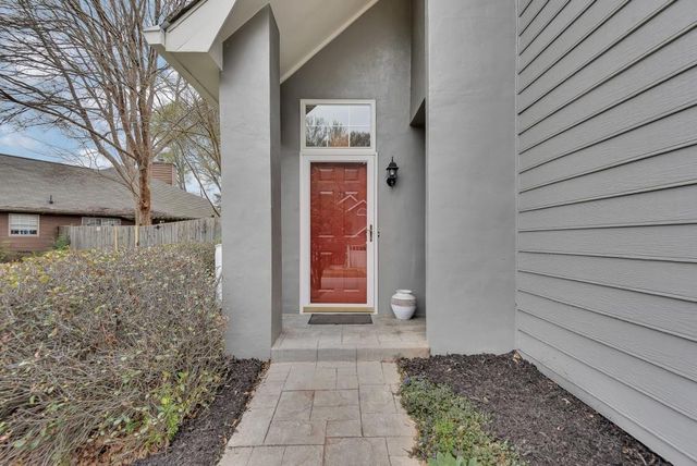 1027 Ashbury Drive, Decatur, GA 30030