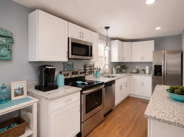 163 Glen Street, Summerville, SC 29483