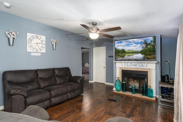 163 Glen Street, Summerville, SC 29483