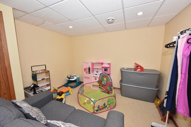 15150 Marilyn DRIVE, Elm Grove, WI 53122