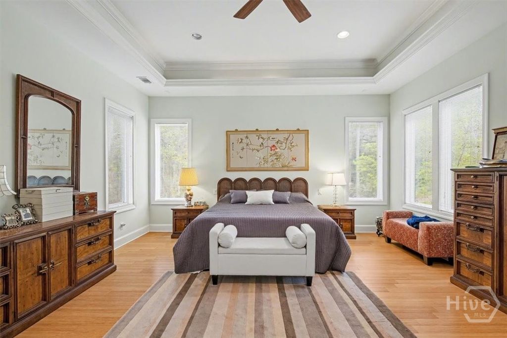 Image 18 of property listing at 9 Oak Glade Court, Savannah, GA 31411