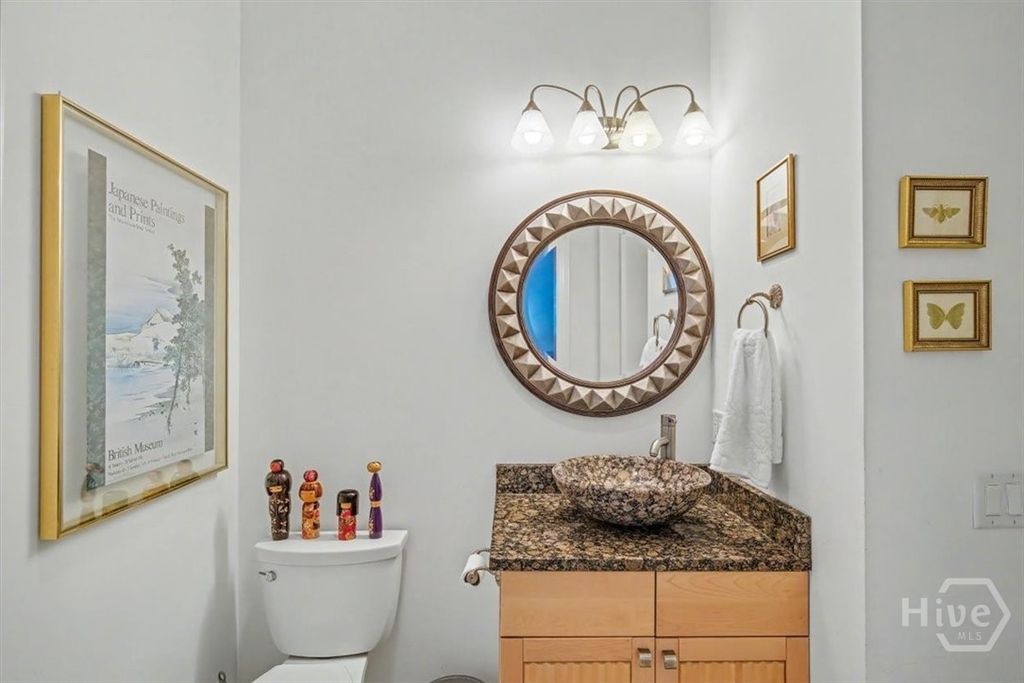 Image 25 of property listing at 9 Oak Glade Court, Savannah, GA 31411