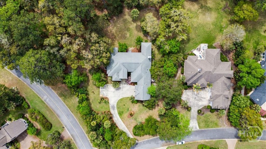 Image 38 of property listing at 9 Oak Glade Court, Savannah, GA 31411