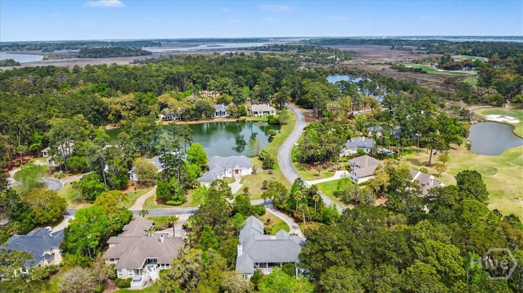 Image 40 of property listing at 9 Oak Glade Court, Savannah, GA 31411