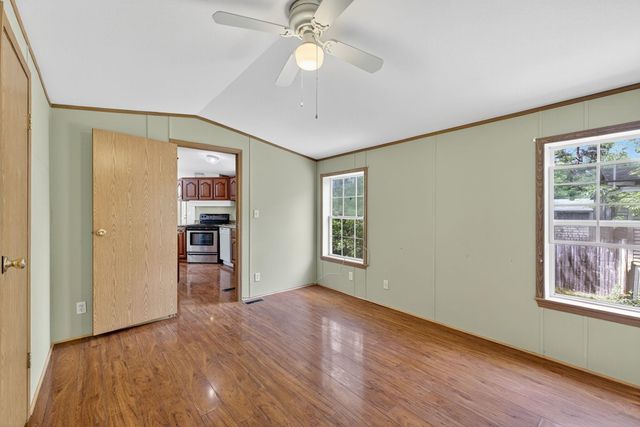 30 Old Henniker Road, Hillsborough, NH 03244