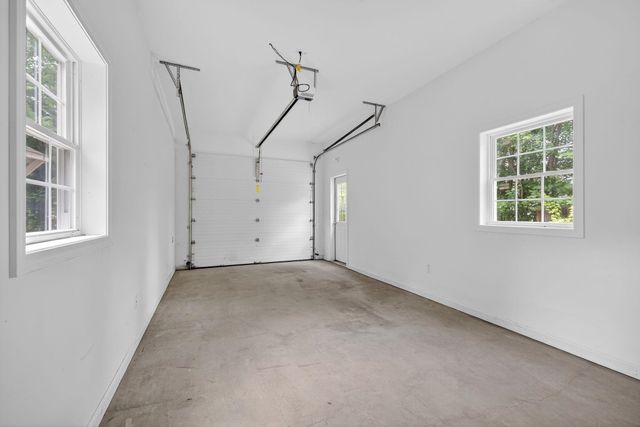 30 Old Henniker Road, Hillsborough, NH 03244