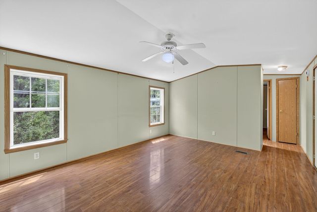 30 Old Henniker Road, Hillsborough, NH 03244
