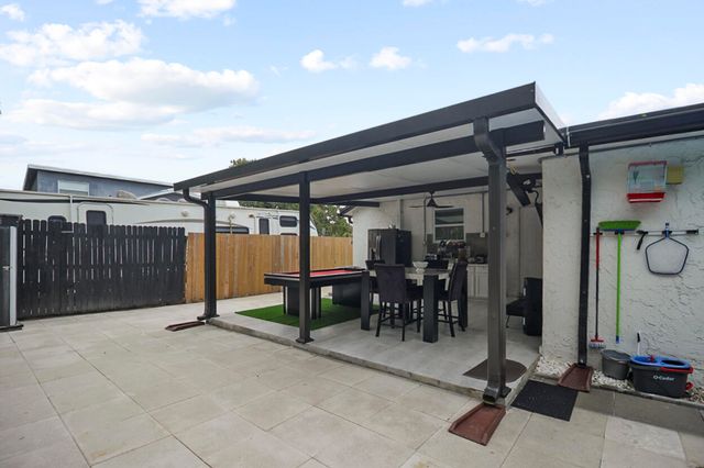 5231 Norma Elaine Road, West Palm Beach, FL 33417