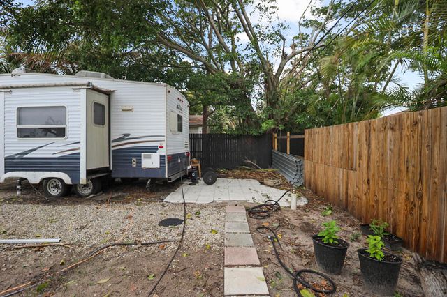 5231 Norma Elaine Road, West Palm Beach, FL 33417