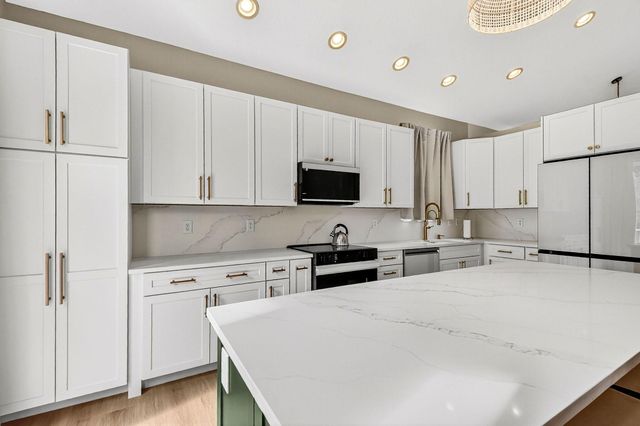 9858 Shepard Place, Wellington, FL 33414