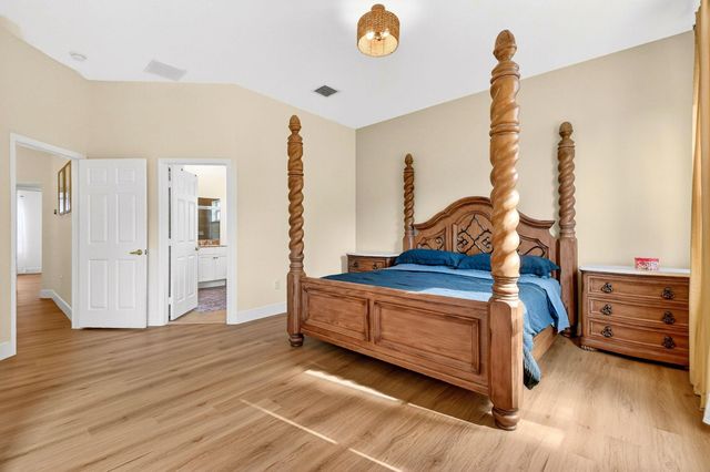 9858 Shepard Place, Wellington, FL 33414