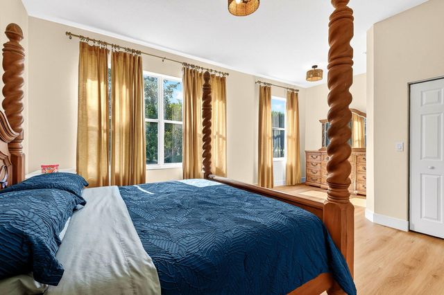 9858 Shepard Place, Wellington, FL 33414