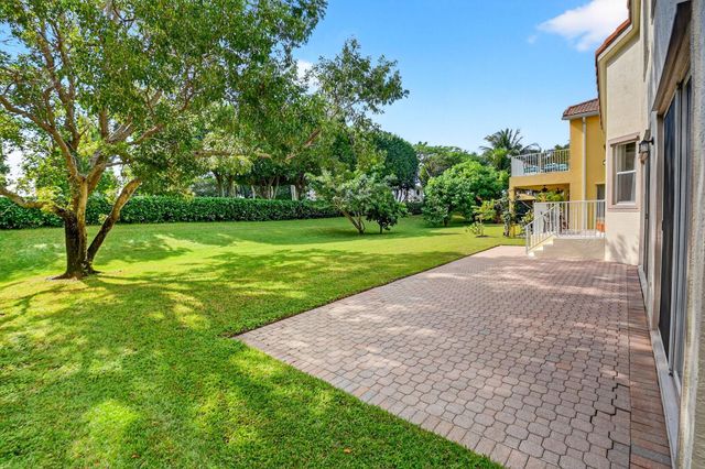 9858 Shepard Place, Wellington, FL 33414