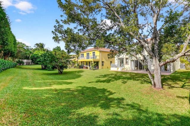 9858 Shepard Place, Wellington, FL 33414