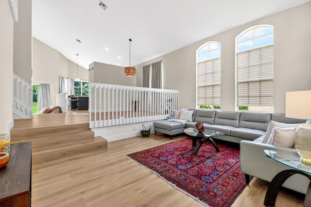 9858 Shepard Place, Wellington, FL 33414