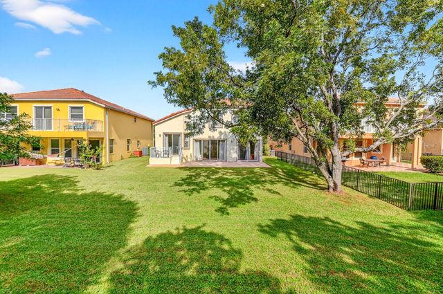 9858 Shepard Place, Wellington, FL 33414