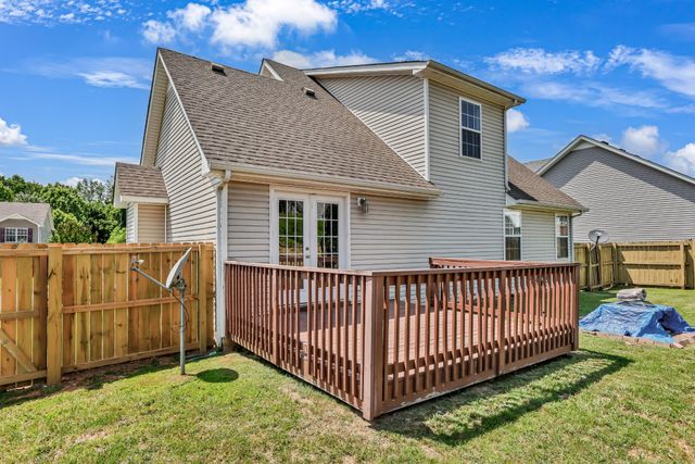 1380 Mutual Dr, Clarksville, TN 37042