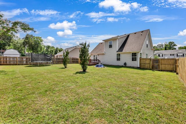 1380 Mutual Dr, Clarksville, TN 37042