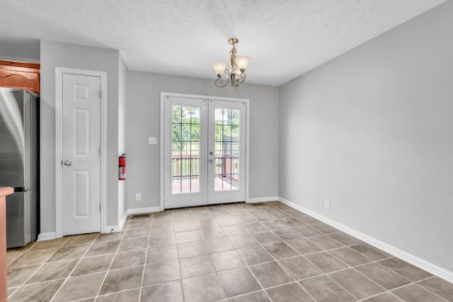 1380 Mutual Dr, Clarksville, TN 37042