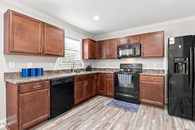 359 Emilies Crossing Way, Lillington, NC 27546