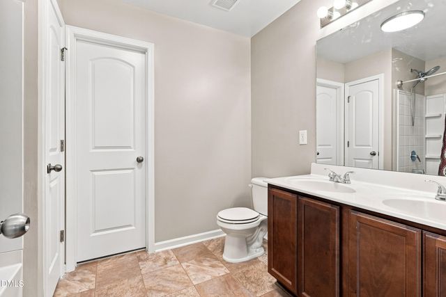 359 Emilies Crossing Way, Lillington, NC 27546