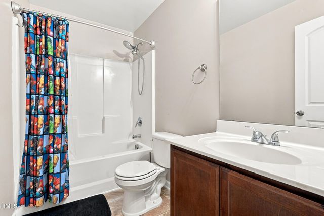 359 Emilies Crossing Way, Lillington, NC 27546