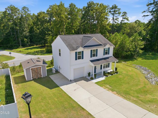 359 Emilies Crossing Way, Lillington, NC 27546