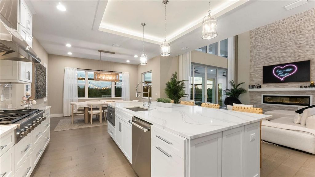 Image 5 of property listing at 5708 INSPIRATION TERRACE, Bradenton, FL 34210