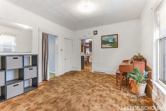 560 Lane Avenue, Grand Rapids, MI 49504