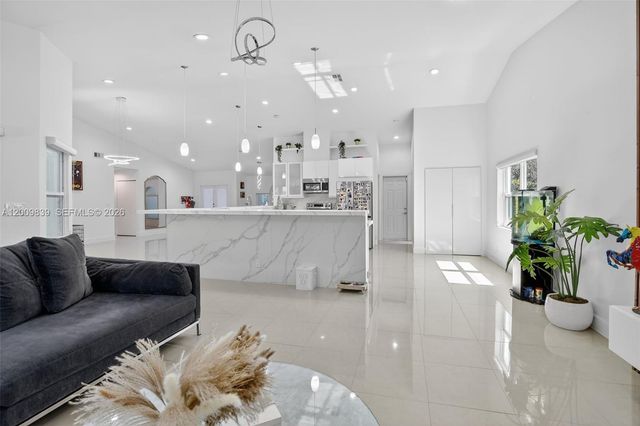 3540 N Park Road, Hollywood, FL 33021