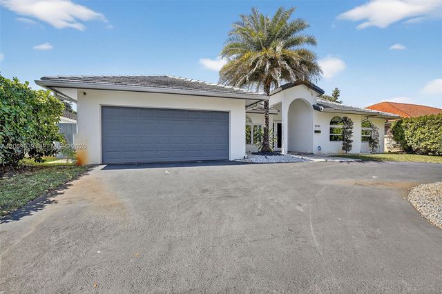 3540 N Park Road, Hollywood, FL 33021