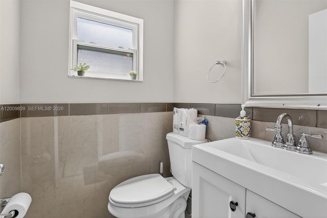 3540 N Park Road, Hollywood, FL 33021