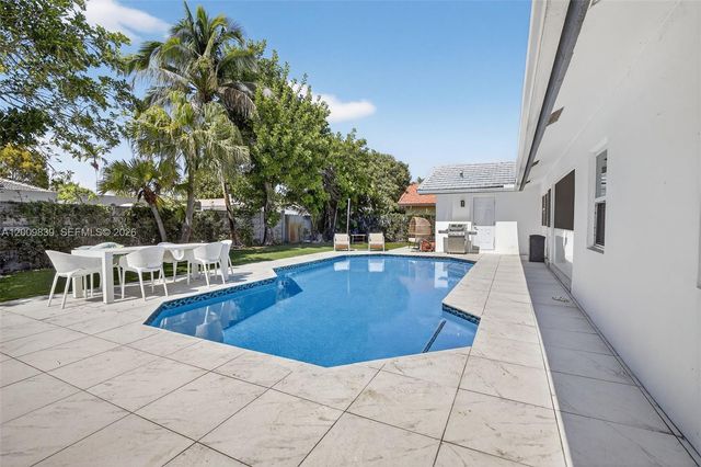 3540 N Park Road, Hollywood, FL 33021