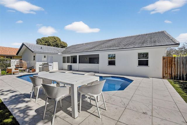 3540 N Park Road, Hollywood, FL 33021