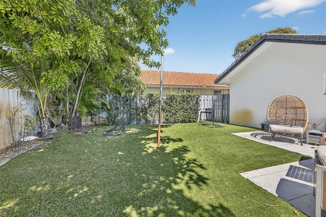 3540 N Park Road, Hollywood, FL 33021