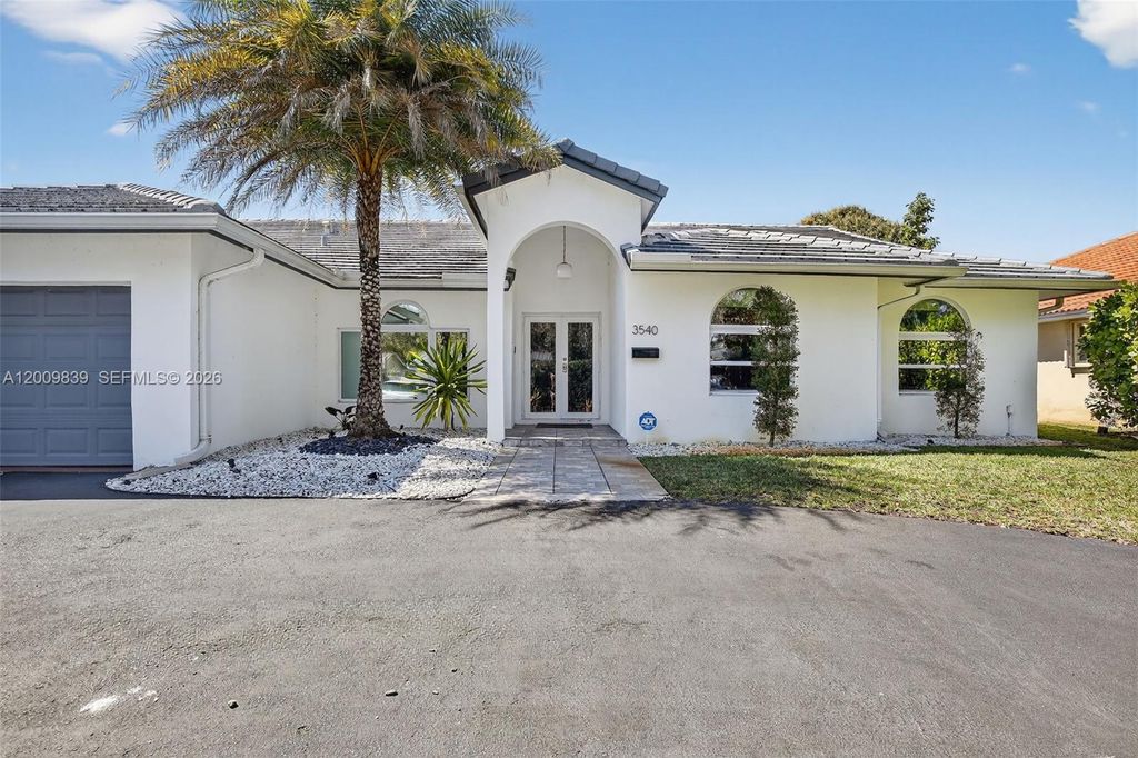 3540 N Park Road, Hollywood, FL 33021