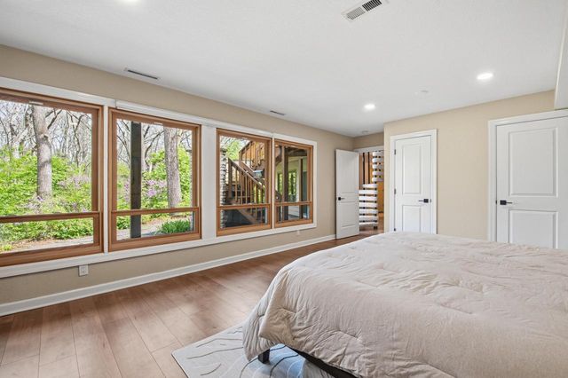 2028 Hillside COURT, Delafield, WI 53018