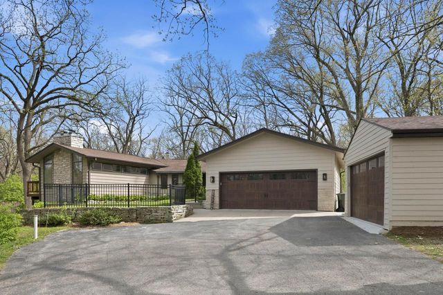2028 Hillside COURT, Delafield, WI 53018