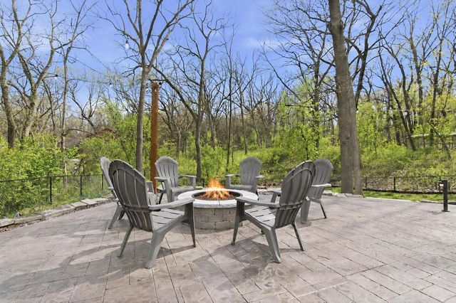 2028 Hillside COURT, Delafield, WI 53018