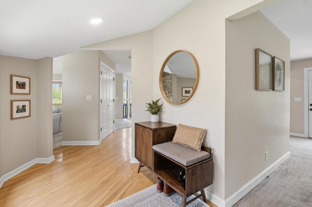 2028 Hillside COURT, Delafield, WI 53018