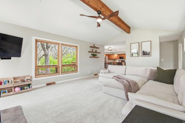 2028 Hillside COURT, Delafield, WI 53018
